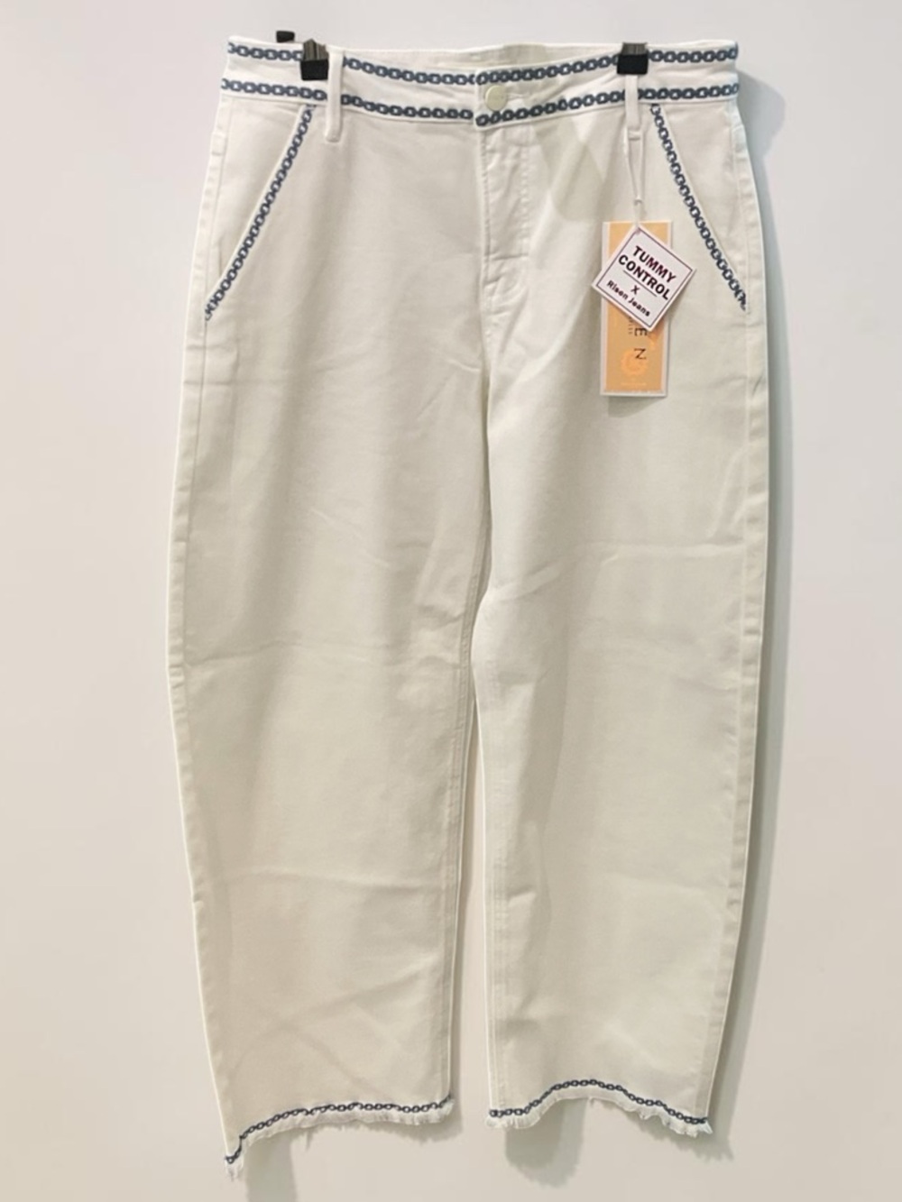 Risen Jeans -Women’s Blue Embroidered Crop Barrel Jean -White